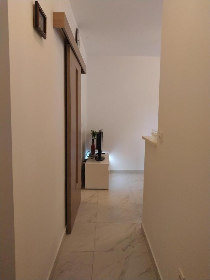 Deluxe Apartment Joia With Balcony On The Beach Bacvice, Free Parking, Old Town, Near Ferry Port Spalato Esterno foto